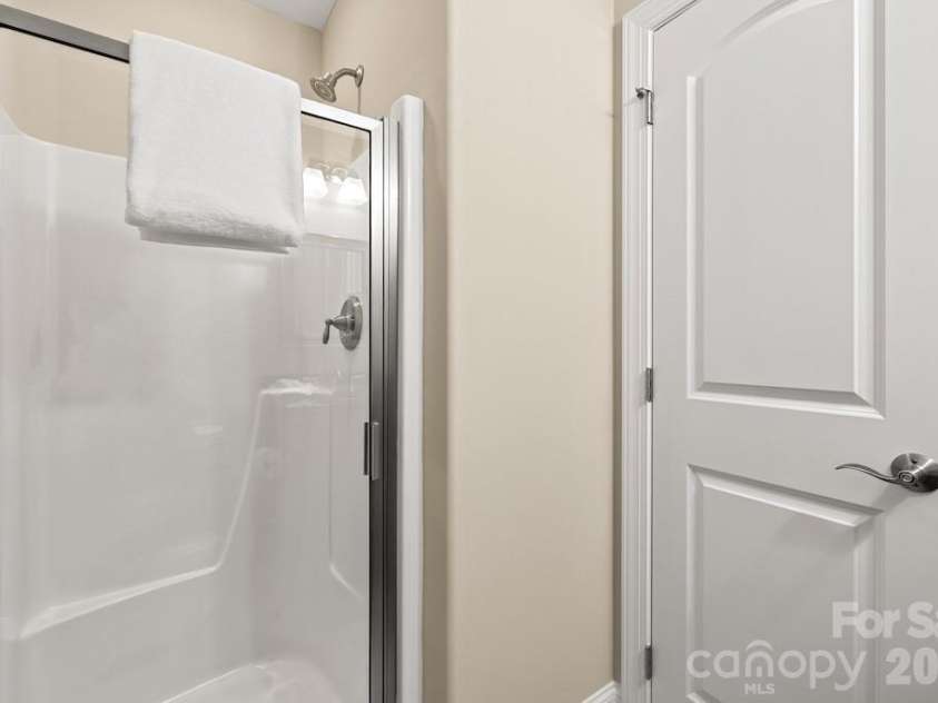 8379 Glacier Drive, Denver, NC 28037.  MLS# CAR4419835, YatesRealty ID 49211. 