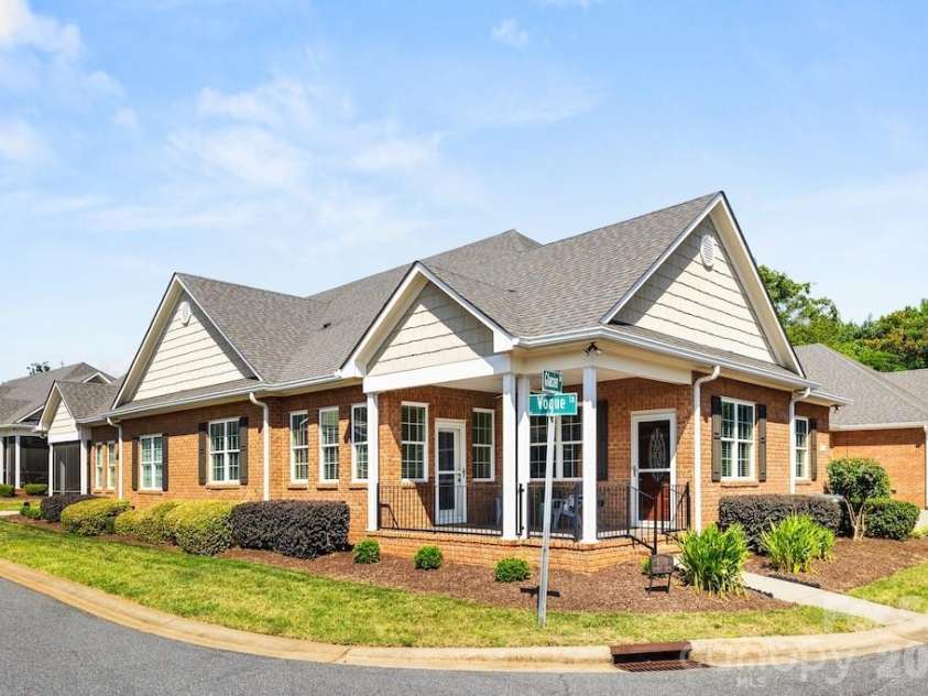 8379 Glacier Drive, Denver, NC 28037.  MLS# CAR4419835, YatesRealty ID 49211. 