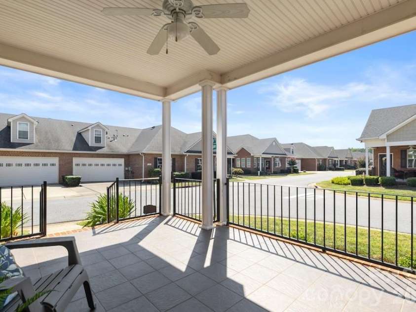 8379 Glacier Drive, Denver, NC 28037.  MLS# CAR4419835, YatesRealty ID 49211. 