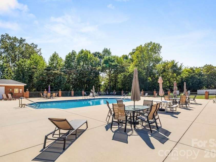 8379 Glacier Drive, Denver, NC 28037.  MLS# CAR4419835, YatesRealty ID 49211. 