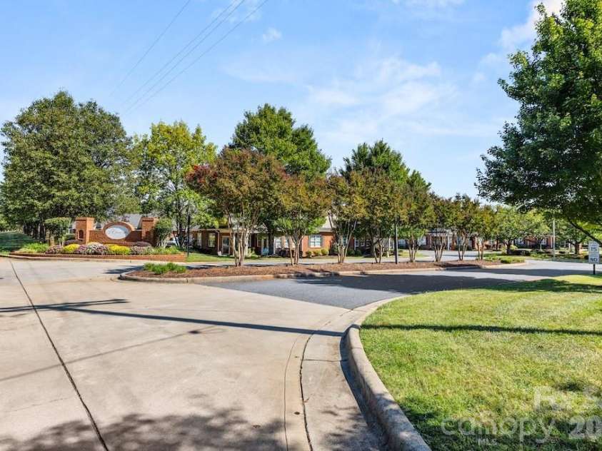 8379 Glacier Drive, Denver, NC 28037.  MLS# CAR4419835, YatesRealty ID 49211. 