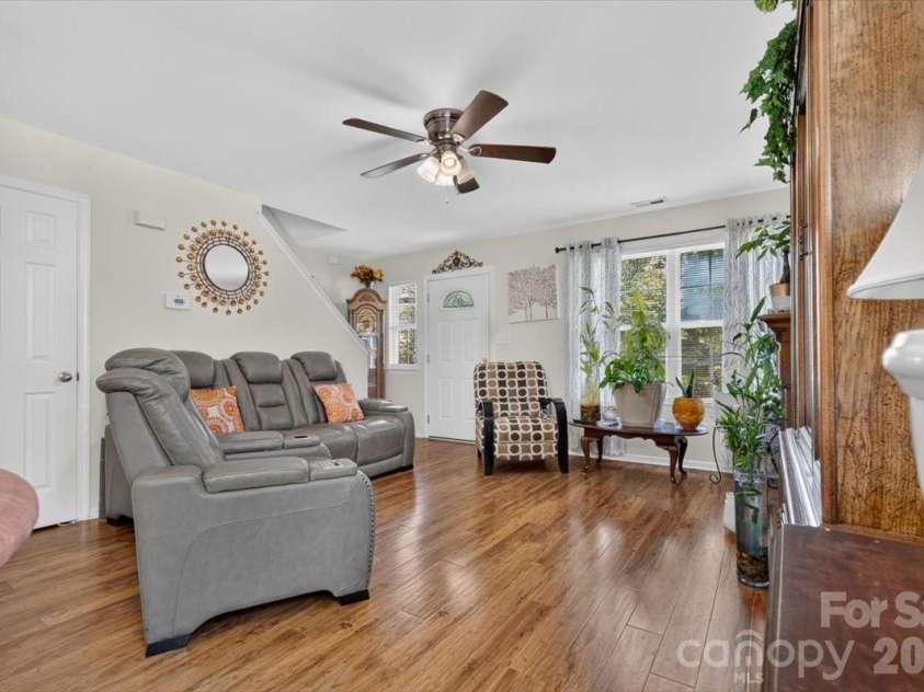 4403 Trillium Fields Drive, Charlotte, NC 28269.  MLS# CAR4416499, YatesRealty ID 49212. 