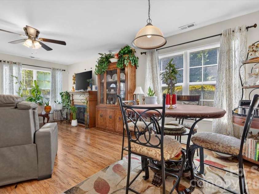 4403 Trillium Fields Drive, Charlotte, NC 28269.  MLS# CAR4416499, YatesRealty ID 49212. 