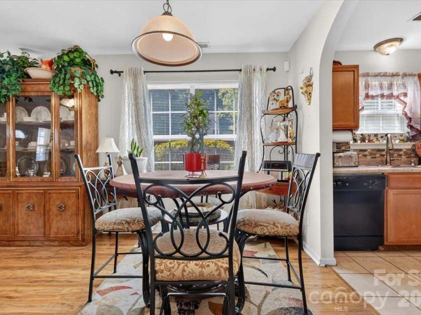 4403 Trillium Fields Drive, Charlotte, NC 28269.  MLS# CAR4416499, YatesRealty ID 49212. 