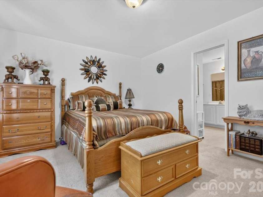 4403 Trillium Fields Drive, Charlotte, NC 28269.  MLS# CAR4416499, YatesRealty ID 49212. 