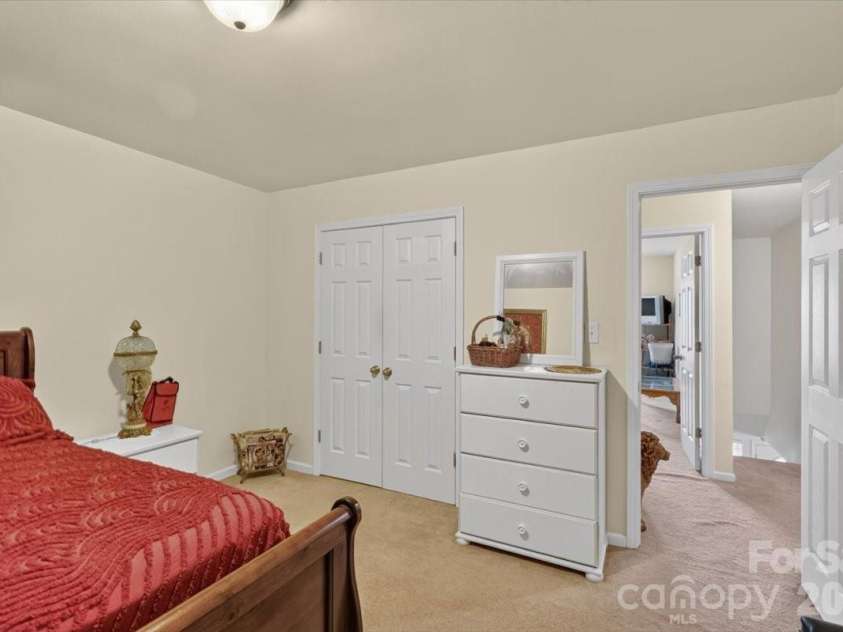 4403 Trillium Fields Drive, Charlotte, NC 28269.  MLS# CAR4416499, YatesRealty ID 49212. 