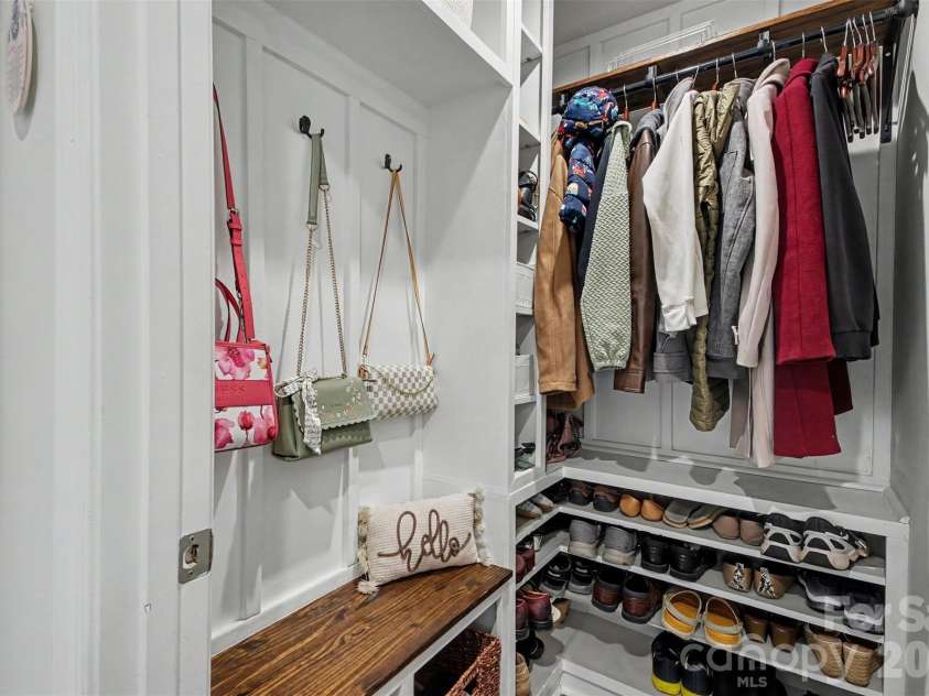 4518 Valley Walk Drive, Charlotte, NC 28216.  MLS# CAR4415326, YatesRealty ID 49213. Main Level- mud room