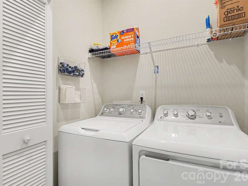 4518 Valley Walk Drive, Charlotte, NC 28216.  MLS# CAR4415326, YatesRealty ID 49213. Third floor - Laundry