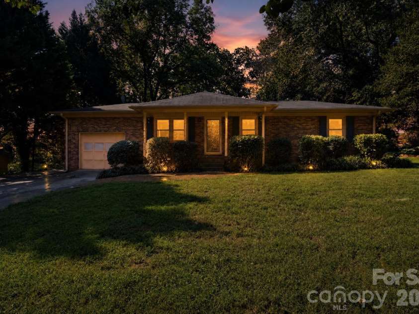 204 Redding Road, Stanley, NC 28164.  MLS# CAR4422140, YatesRealty ID 49214. 