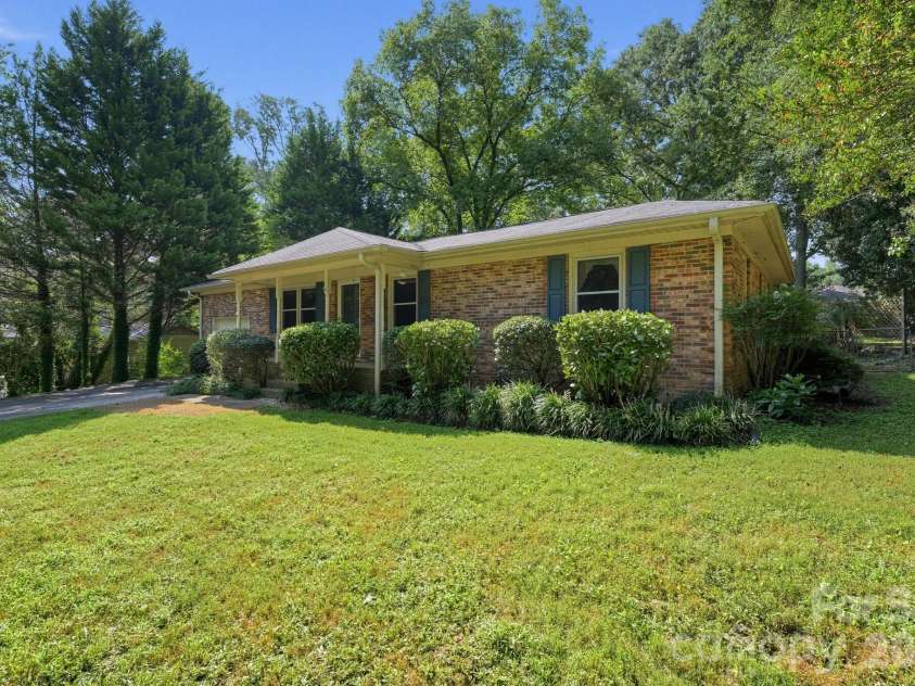 204 Redding Road, Stanley, NC 28164.  MLS# CAR4422140, YatesRealty ID 49214. 
