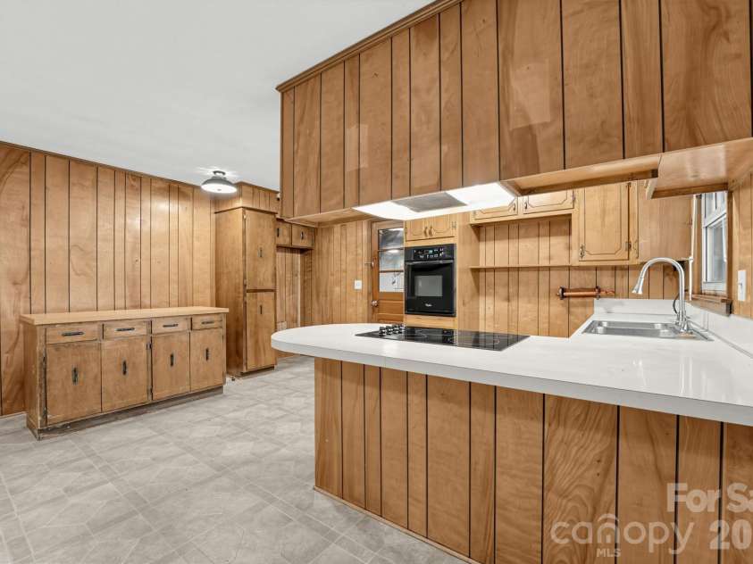 204 Redding Road, Stanley, NC 28164.  MLS# CAR4422140, YatesRealty ID 49214. 