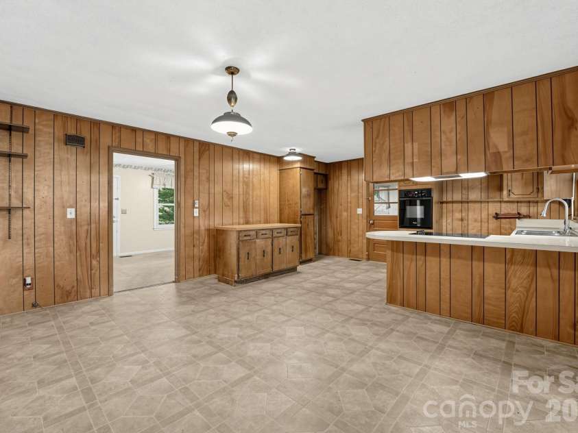 204 Redding Road, Stanley, NC 28164.  MLS# CAR4422140, YatesRealty ID 49214. 