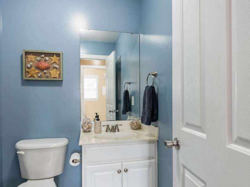 2502 Burton Estates Lane, Lincolnton, NC 28092.  MLS# CAR4410448, YatesRealty ID 49215. Kitchen Bathroom