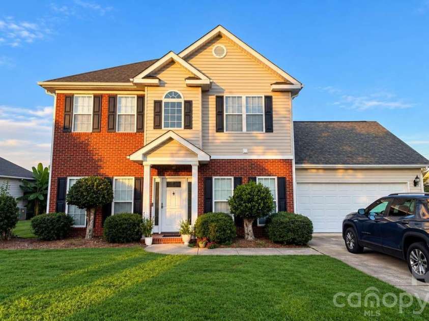 2002 Hemby Commons Parkway, Indian Trail, NC 28079.  MLS# CAR4422146, YatesRealty ID 49216. 