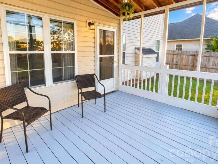 2002 Hemby Commons Parkway, Indian Trail, NC 28079.  MLS# CAR4422146, YatesRealty ID 49216. 