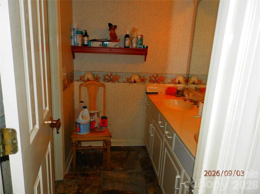 12545 Abbotsbury Court, Charlotte, NC 28277.  MLS# CAR4420703, YatesRealty ID 49217. 