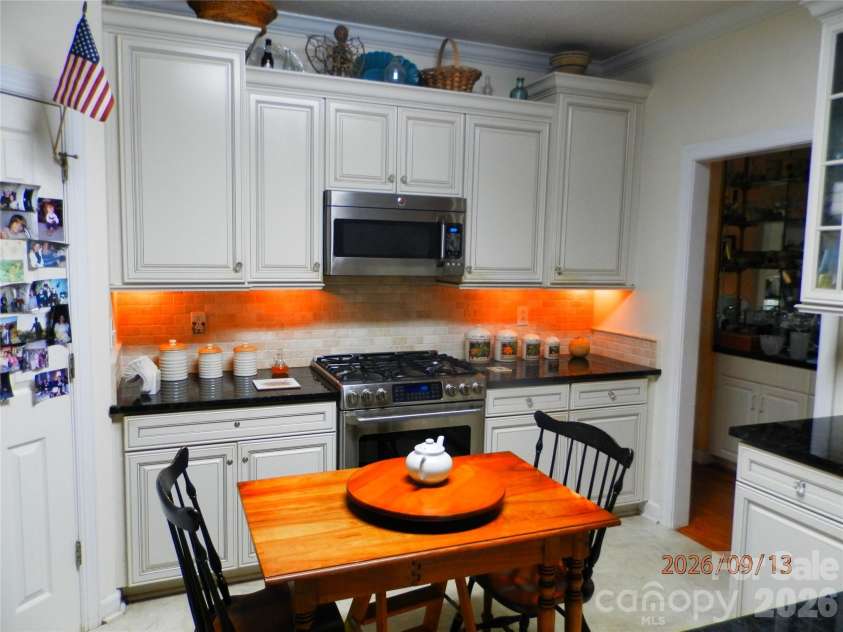 12545 Abbotsbury Court, Charlotte, NC 28277.  MLS# CAR4420703, YatesRealty ID 49217. 