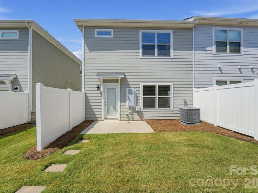 918 Sagecroft Lane, Indian Trail, NC 28079.  MLS# CAR4422152, YatesRealty ID 49218. 