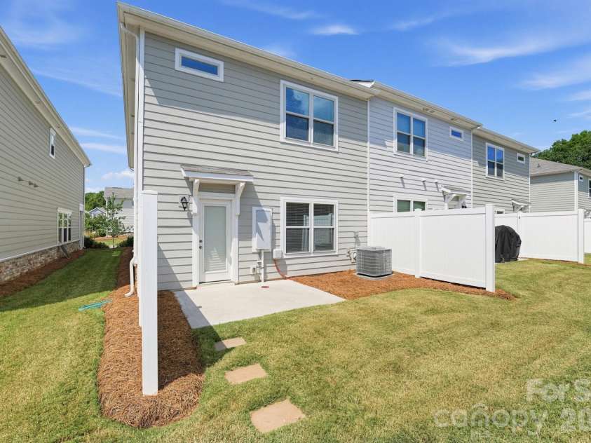 918 Sagecroft Lane, Indian Trail, NC 28079.  MLS# CAR4422152, YatesRealty ID 49218. 