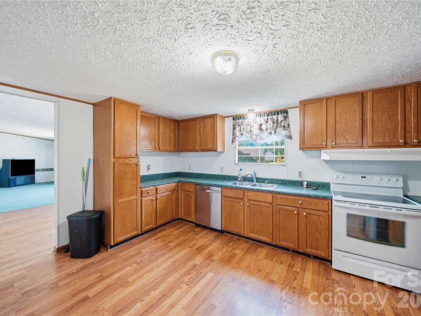 950 Weaver Road, China Grove, NC 28023.  MLS# CAR4422115, YatesRealty ID 49219. 