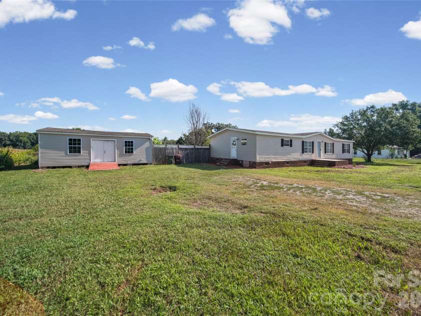 950 Weaver Road, China Grove, NC 28023.  MLS# CAR4422115, YatesRealty ID 49219. 
