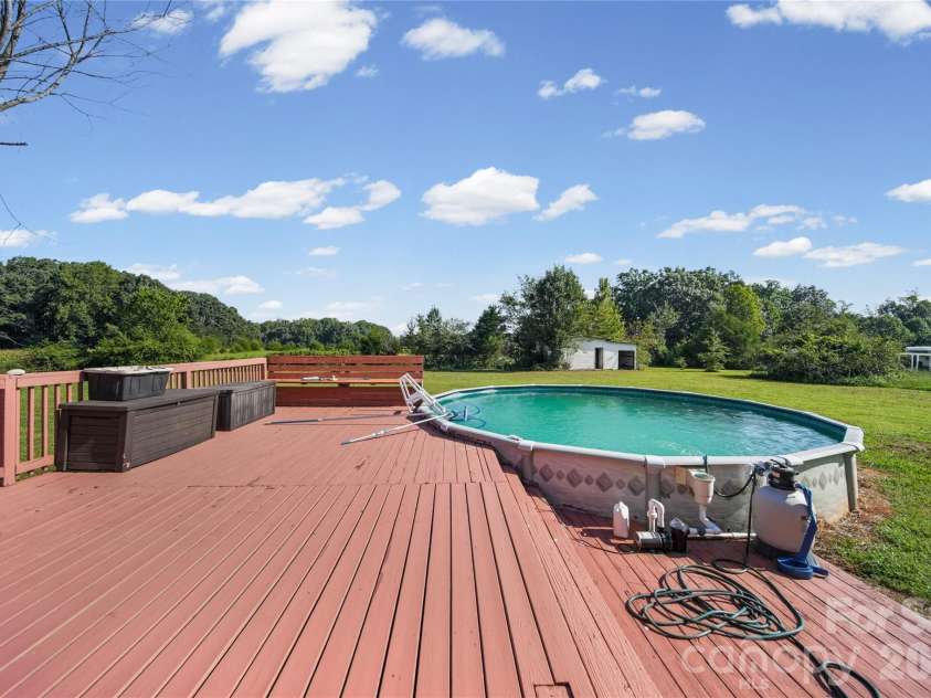 950 Weaver Road, China Grove, NC 28023.  MLS# CAR4422115, YatesRealty ID 49219. 