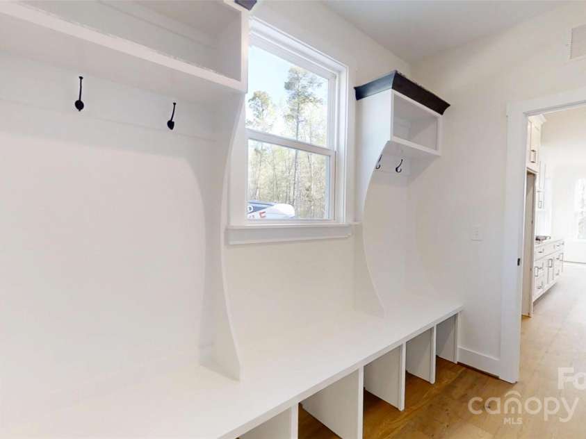 472 Bellingshire Drive, Mt Ulla, NC 28125.  MLS# CAR4292714, YatesRealty ID 4922. Drop zone in laundry room