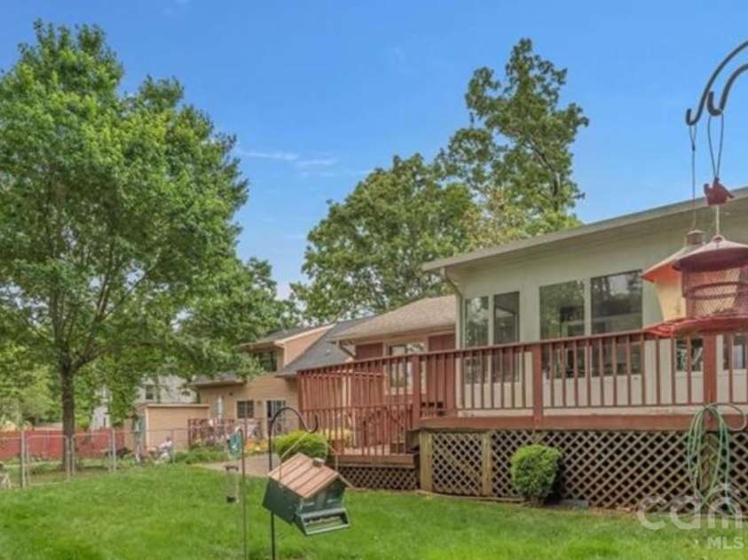 7312 Barcliff Drive, Charlotte, NC 28212.  MLS# CAR4422158, YatesRealty ID 49224. 