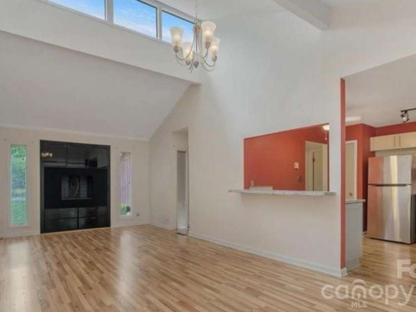 7312 Barcliff Drive, Charlotte, NC 28212.  MLS# CAR4422158, YatesRealty ID 49224. 