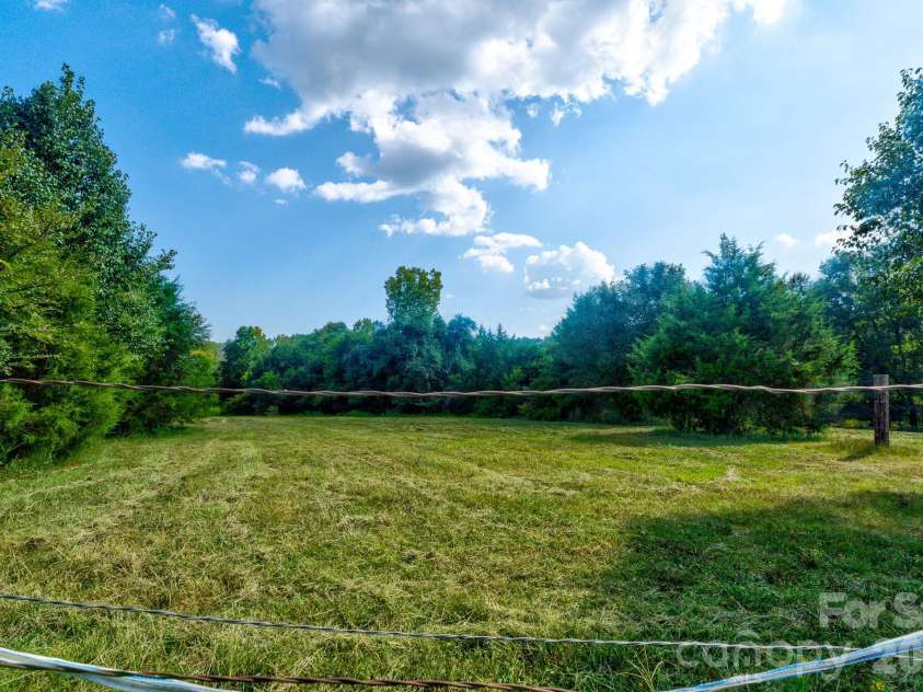 354 Jack Francis Road, Shelby, NC 28152.  MLS# CAR4422037, YatesRealty ID 49225. 