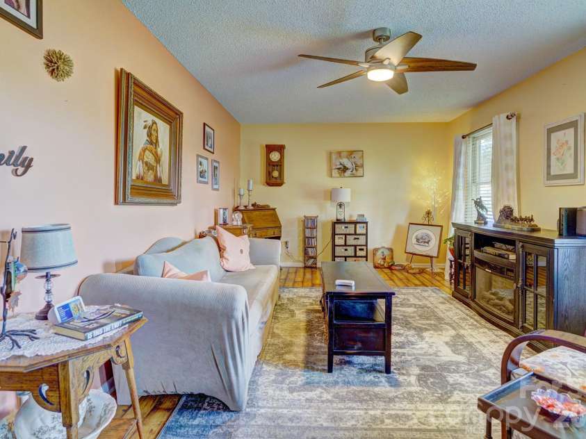 354 Jack Francis Road, Shelby, NC 28152.  MLS# CAR4422037, YatesRealty ID 49225. 
