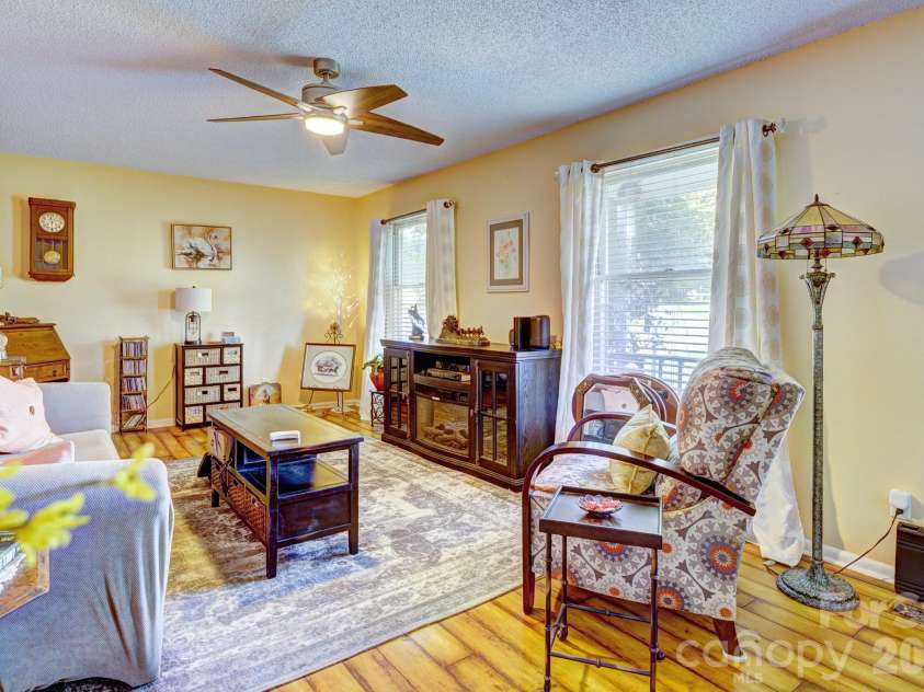 354 Jack Francis Road, Shelby, NC 28152.  MLS# CAR4422037, YatesRealty ID 49225. 
