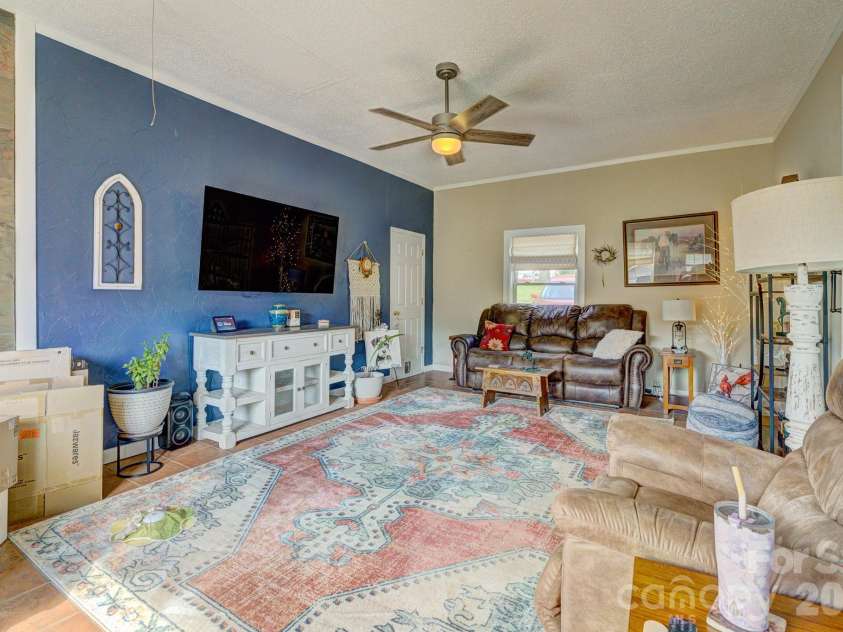 354 Jack Francis Road, Shelby, NC 28152.  MLS# CAR4422037, YatesRealty ID 49225. 