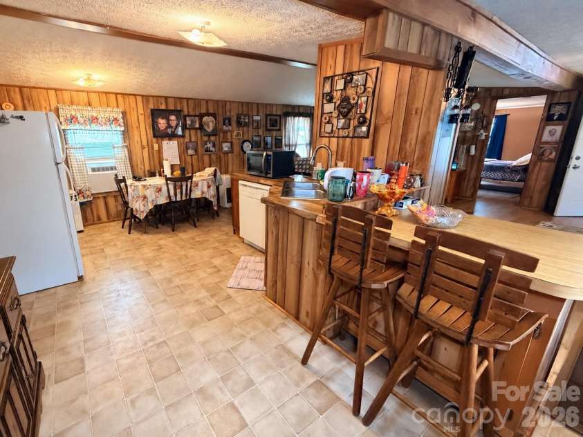 139 Ridge Drive, Waynesville, NC 28785.  MLS# CAR4408515, YatesRealty ID 49226. 
