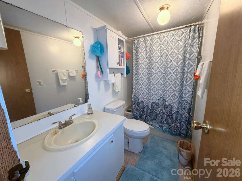 139 Ridge Drive, Waynesville, NC 28785.  MLS# CAR4408515, YatesRealty ID 49226. 