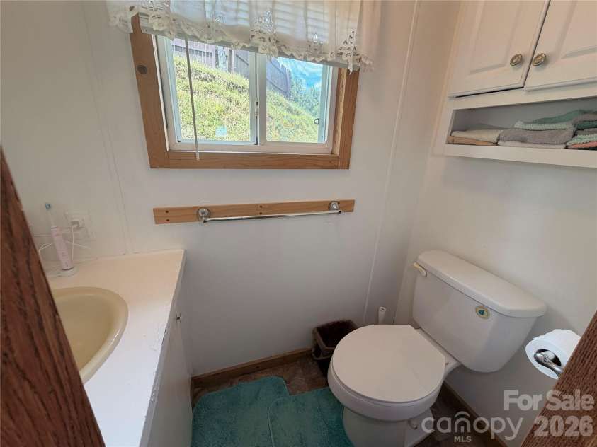 139 Ridge Drive, Waynesville, NC 28785.  MLS# CAR4408515, YatesRealty ID 49226. 