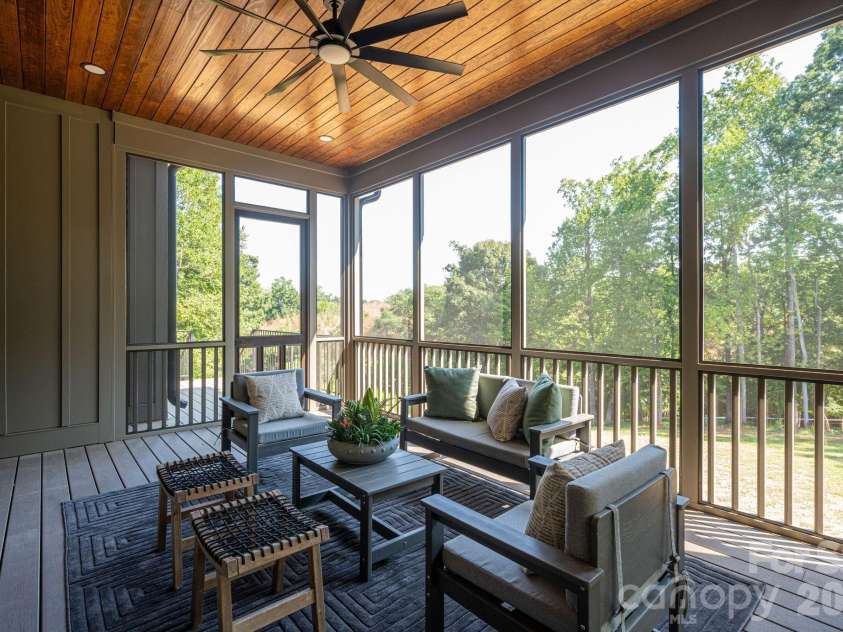 126 Lake Mist Drive, Belmont, NC 28012.  MLS# CAR4419761, YatesRealty ID 49227. 