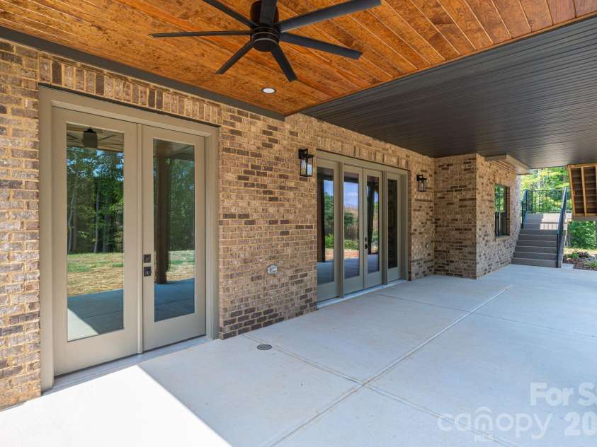 126 Lake Mist Drive, Belmont, NC 28012.  MLS# CAR4419761, YatesRealty ID 49227. 