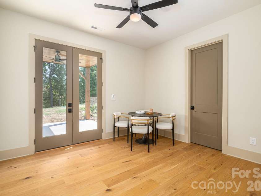 126 Lake Mist Drive, Belmont, NC 28012.  MLS# CAR4419761, YatesRealty ID 49227. 