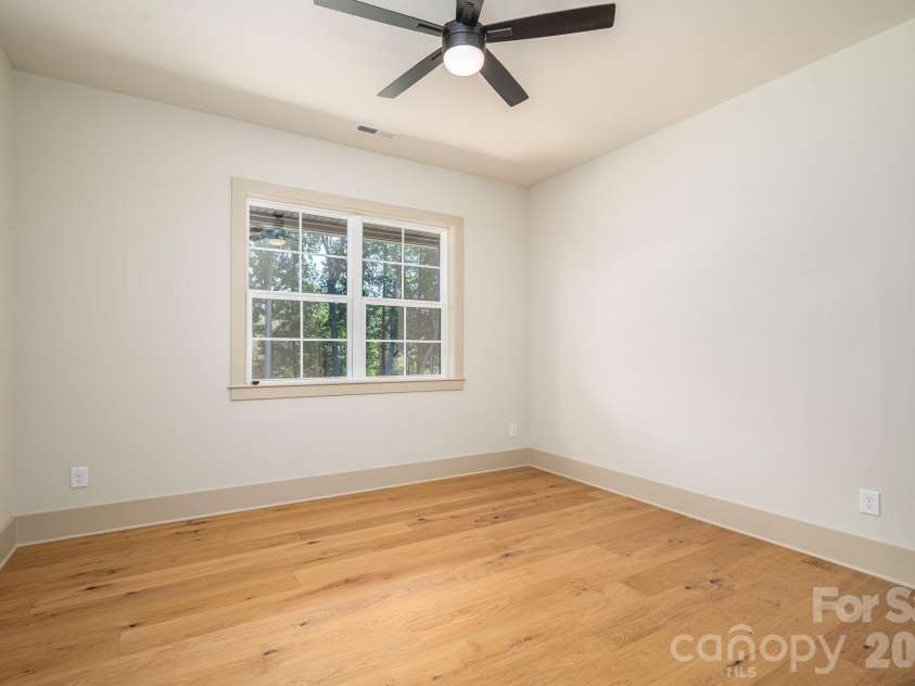126 Lake Mist Drive, Belmont, NC 28012.  MLS# CAR4419761, YatesRealty ID 49227. 