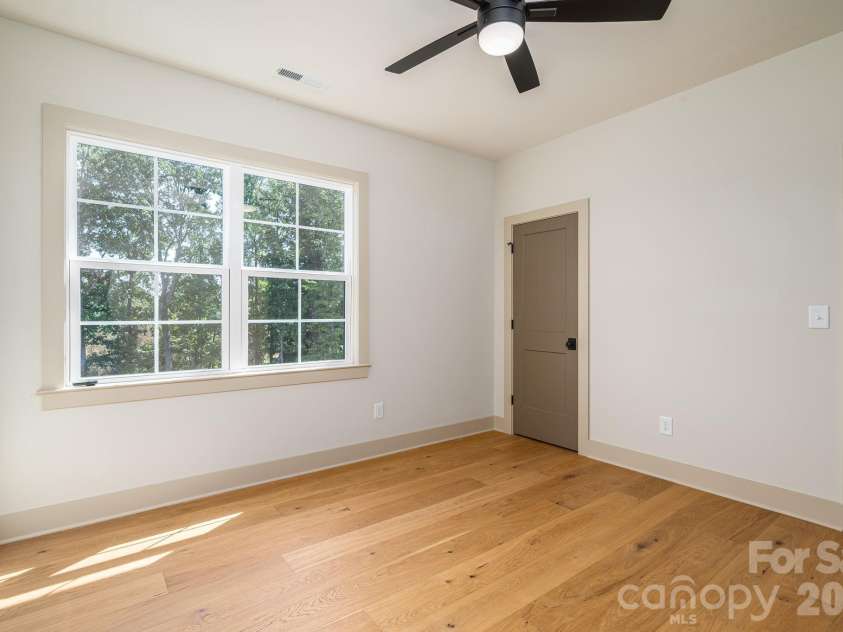 126 Lake Mist Drive, Belmont, NC 28012.  MLS# CAR4419761, YatesRealty ID 49227. 