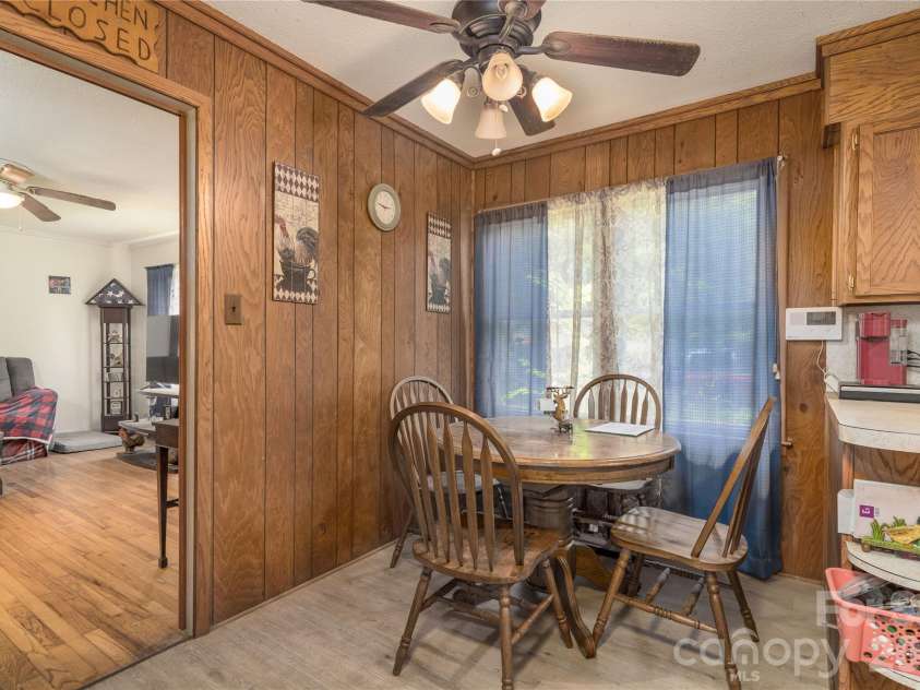 527 Washington Lane, Albemarle, NC 28001.  MLS# CAR4412418, YatesRealty ID 49228. 