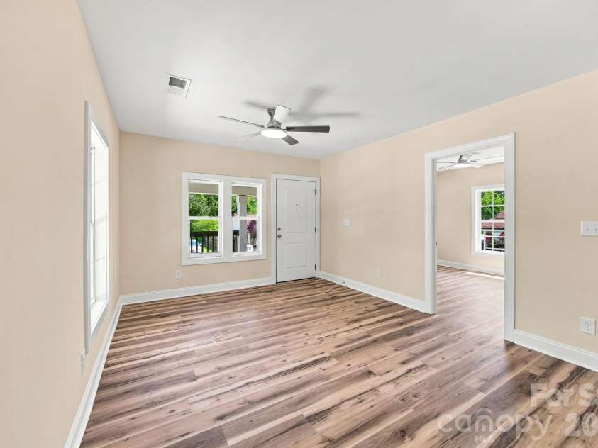 904 Oakshade Avenue, Kannapolis, NC 28083.  MLS# CAR4420047, YatesRealty ID 49229. Living Area
