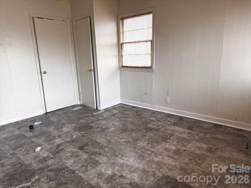 711 Yuma Street, Charlotte, NC 28213.  MLS# CAR4352772, YatesRealty ID 4923. 
