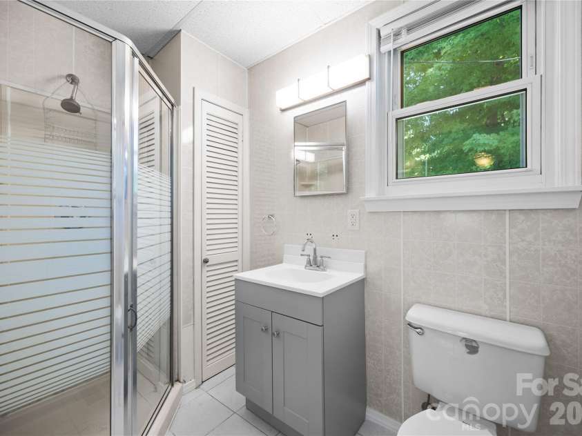 411 Coble Avenue, Albemarle, NC 28001.  MLS# CAR4421862, YatesRealty ID 49230. 