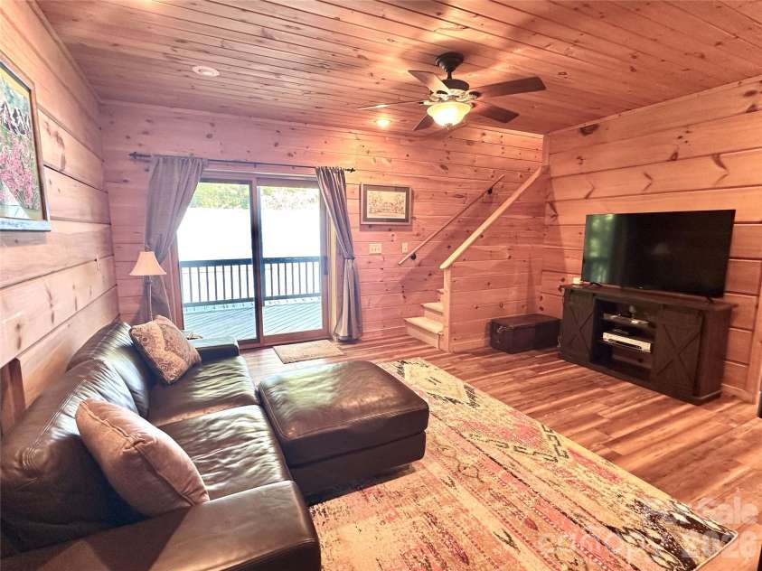 188 Lexington Drive, Fleetwood, NC 28626.  MLS# CAR4422177, YatesRealty ID 49232. 