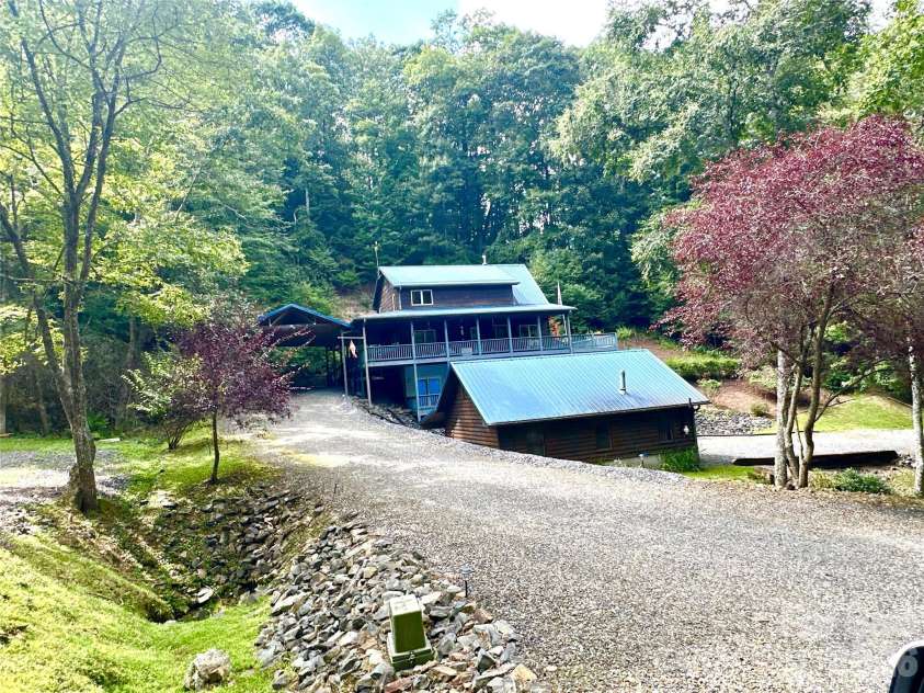 188 Lexington Drive, Fleetwood, NC 28626.  MLS# CAR4422177, YatesRealty ID 49232. 