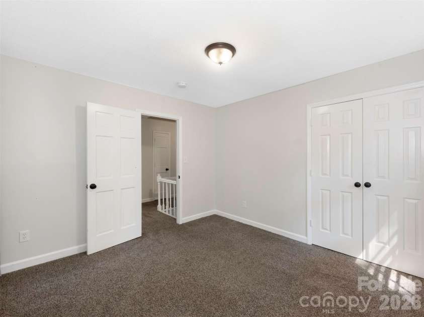 14200 Hackamore Drive, Matthews, NC 28105.  MLS# CAR4417963, YatesRealty ID 49234. 