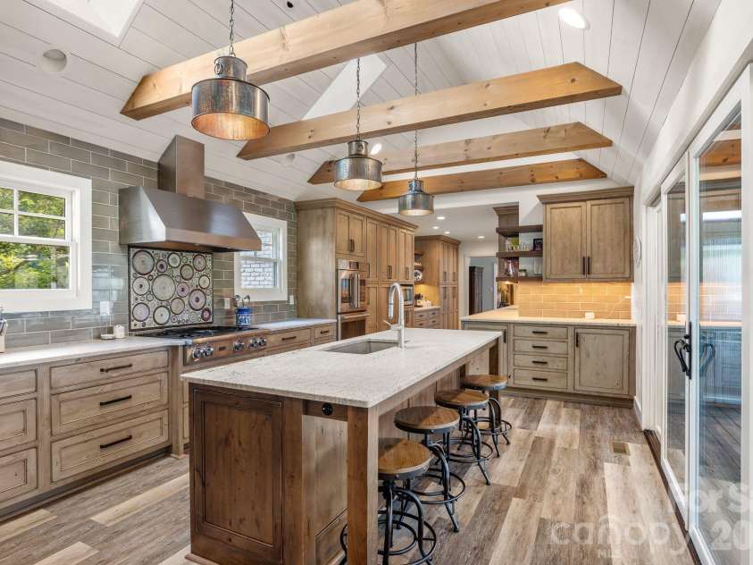 1 Orchid Lane, Asheville, NC 28803.  MLS# CAR4421419, YatesRealty ID 49235. 