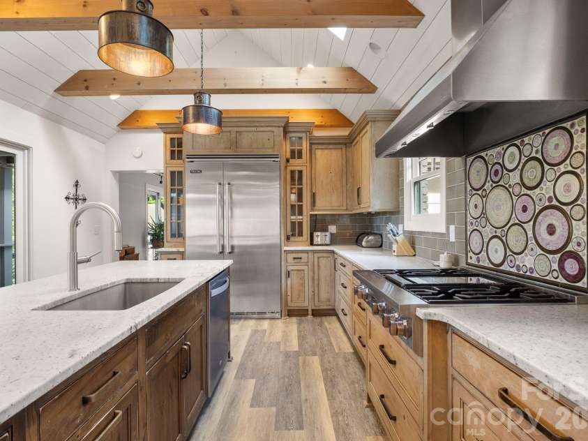 1 Orchid Lane, Asheville, NC 28803.  MLS# CAR4421419, YatesRealty ID 49235. 